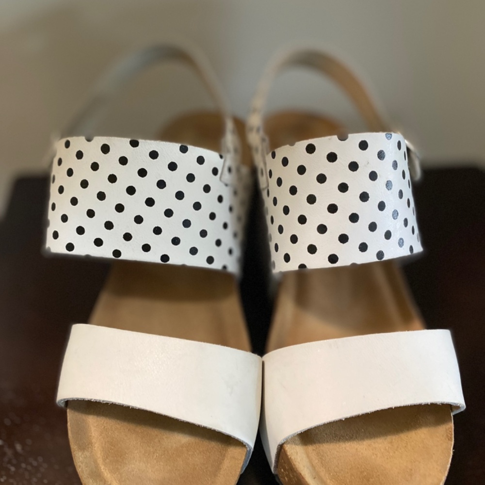 Shoes - Picture 7 of 7